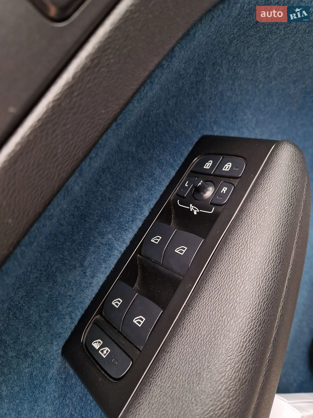 2021 Volvo C40 - мініатюра 23