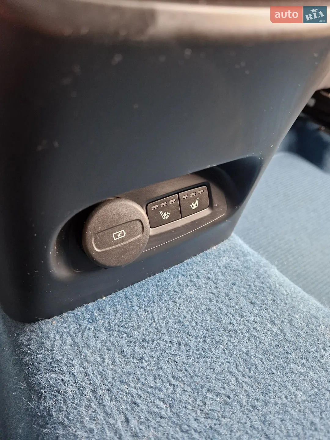 2021 Volvo C40 - мініатюра 37