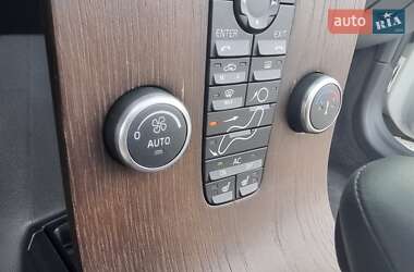 Кабриолет Volvo C70 2012 в 