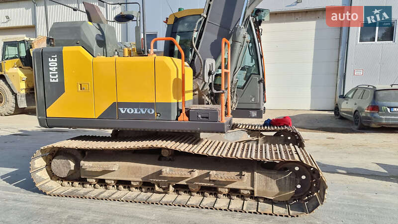 Гусеничный экскаватор Volvo EC 140EL 2017 в Одессе