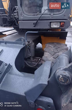 Колісний екскаватор Volvo EC 180B LC 2008 в 