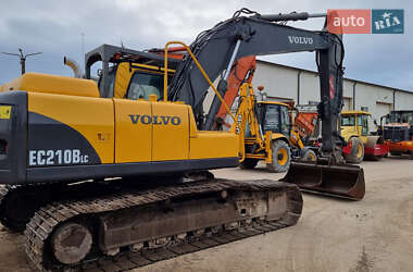 Гусеничный экскаватор Volvo EC 210 2005 в 