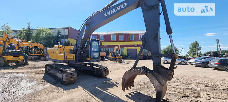 Гусеничный экскаватор Volvo EC 210B LC 2005 в Одессе