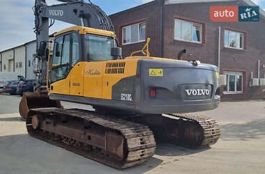 Гусеничный экскаватор Volvo EC 210CL 2010 в 