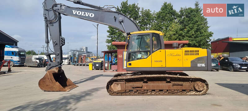 Гусеничный экскаватор Volvo EC 210CL 2010 в Николаеве