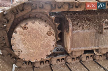Гусеничный экскаватор Volvo EC 210CL 2010 в 