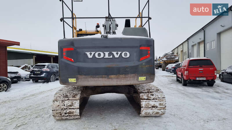 Гусеничний екскаватор Volvo EC 220D 2016 в Одесі