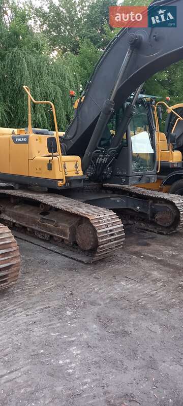 Гусеничный экскаватор Volvo EC 220DL 2014 в Ивано-Франковске фото 5 Гусеничный экскаватор Volvo EC 220DL 2014 в Ивано-Франковске