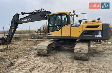 Гусеничний екскаватор Volvo EC 220DL 2014 в Южному