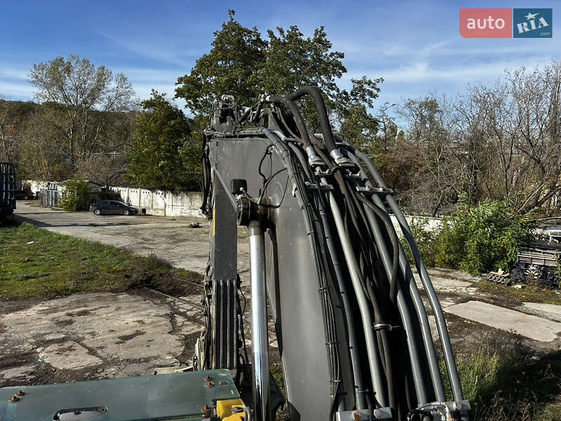 Гусеничний екскаватор Volvo EC 220DL 2018 в Києві фото 35 Гусеничний екскаватор Volvo EC 220DL 2018 в Києві