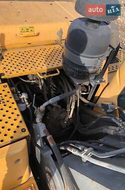 Гусеничный экскаватор Volvo EC 240 BNLC 2007 в 