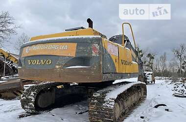 Гусеничний екскаватор Volvo EC 240CL 2005 в Києві