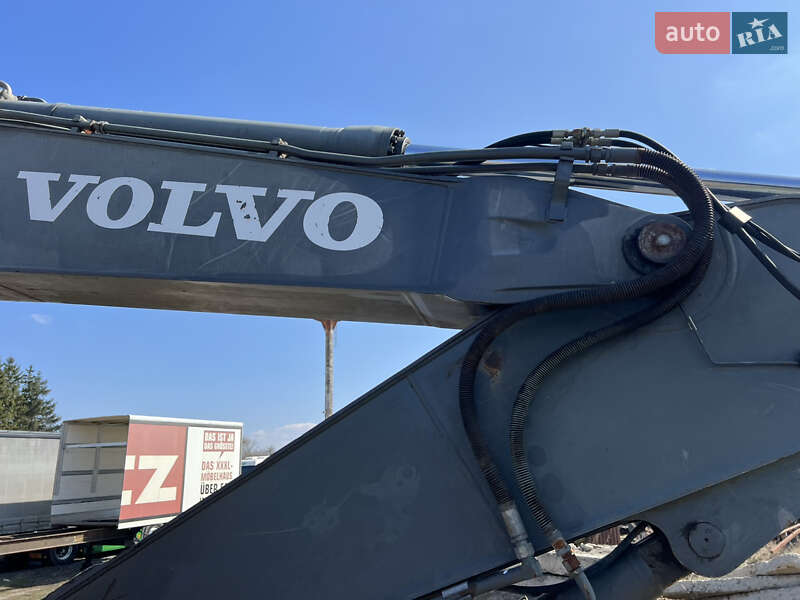 Гусеничний екскаватор Volvo EC 240CL 2008 в Луцьку