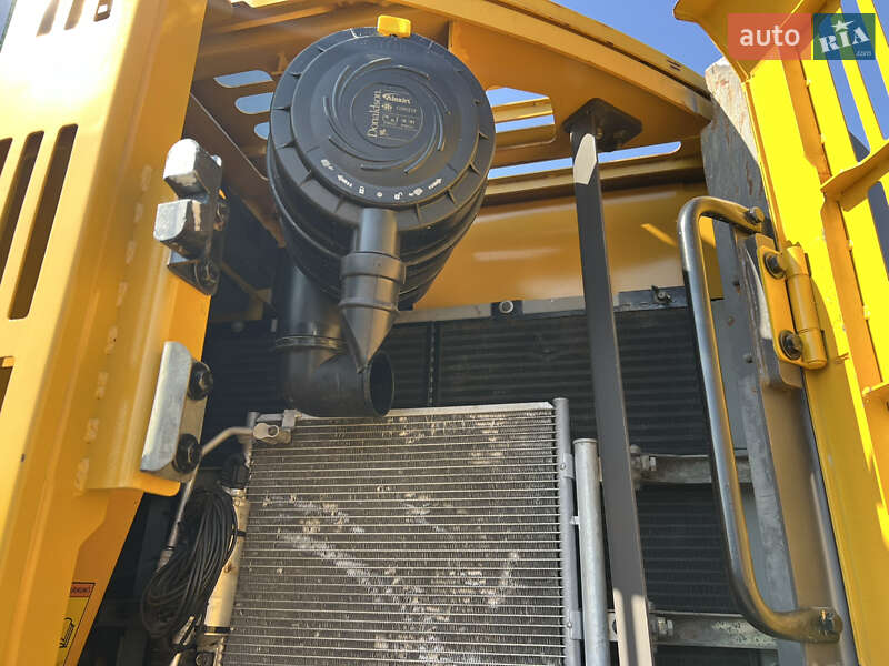 Гусеничний екскаватор Volvo EC 240CL 2008 в Луцьку