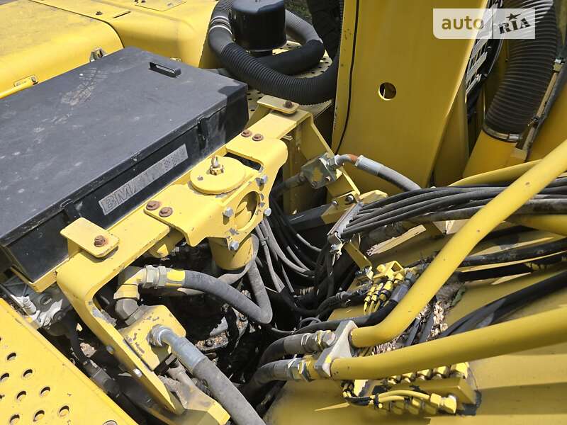 Гусеничний екскаватор Volvo EC 290B LC 2005 в Києві