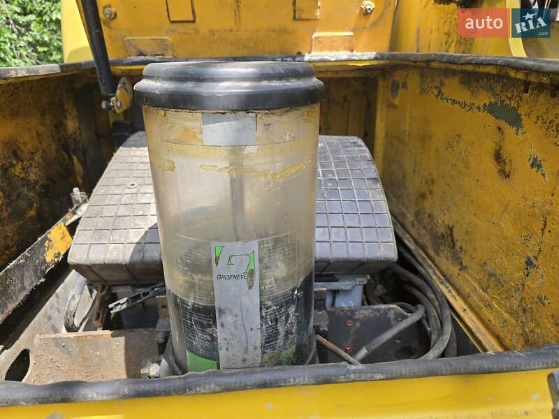 Гусеничный экскаватор Volvo EC 290B LC 2005 в Киеве