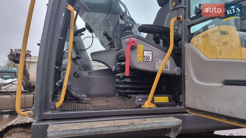 Гусеничний екскаватор Volvo EC 300DL 2014 в Одесі фото 9 Гусеничний екскаватор Volvo EC 300DL 2014 в Одесі