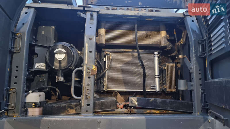 Гусеничний екскаватор Volvo EC 300DL 2014 в Одесі фото 14 Гусеничний екскаватор Volvo EC 300DL 2014 в Одесі