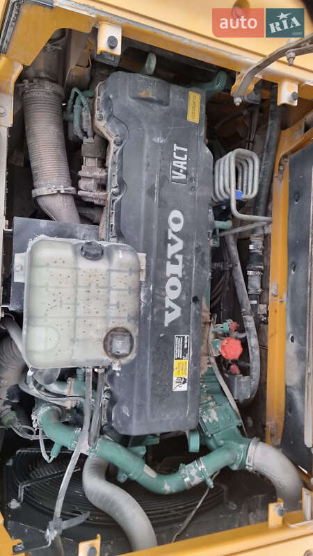 Гусеничный экскаватор Volvo EC 380DL 2014 в Одессе фото 14 Гусеничный экскаватор Volvo EC 380DL 2014 в Одессе