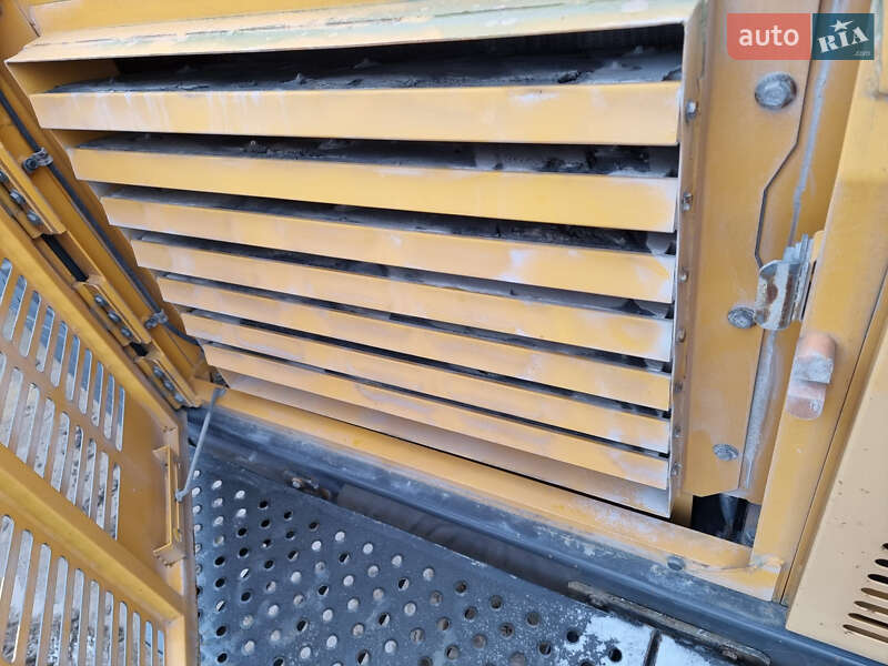 Гусеничный экскаватор Volvo EC 750D 2007 в Львове