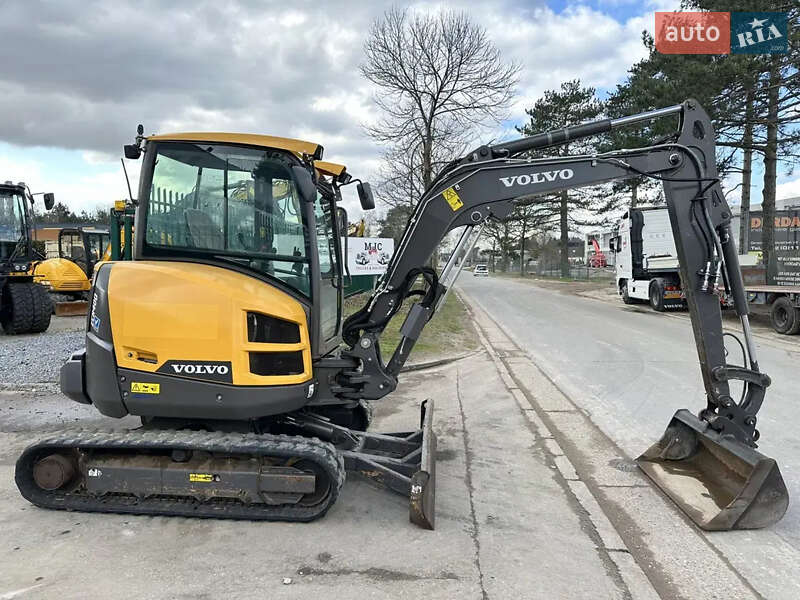 Миниэкскаватор Volvo ECR 38 2021 в Дубно