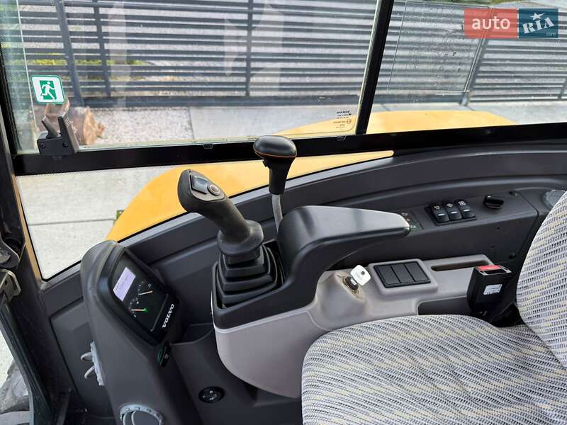 Миниэкскаватор Volvo ECR 50D 2016 в Ужгороде фото 13 Миниэкскаватор Volvo ECR 50D 2016 в Ужгороде