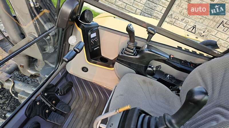 Миниэкскаватор Volvo ECR 58D 2015 в Луцке