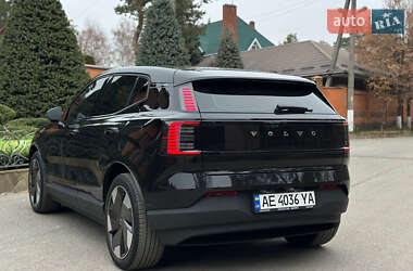 Внедорожник / Кроссовер Volvo EX30 2024 в 