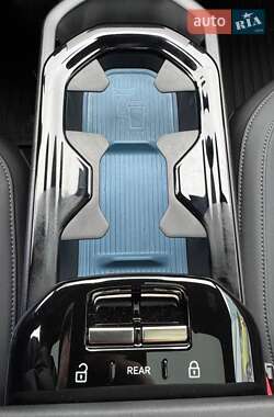 Внедорожник / Кроссовер Volvo EX30 2023 в 