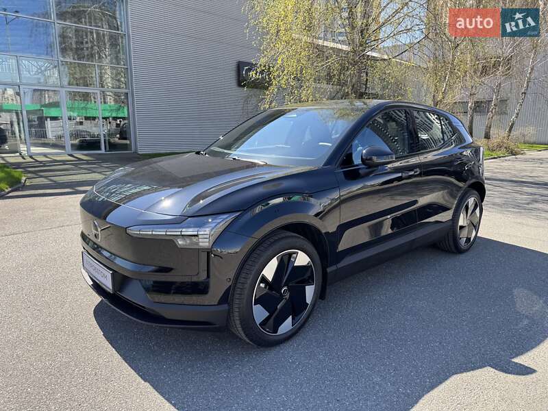 Внедорожник / Кроссовер Volvo EX30 2023 в 