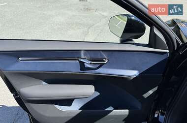 Внедорожник / Кроссовер Volvo EX30 2023 в 
