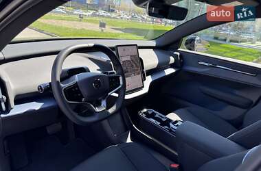 Внедорожник / Кроссовер Volvo EX30 2023 в 