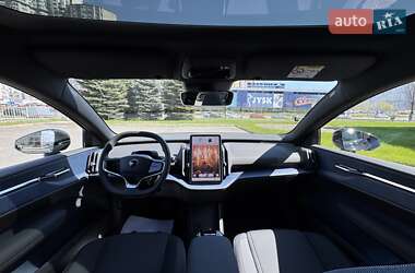 Внедорожник / Кроссовер Volvo EX30 2023 в 