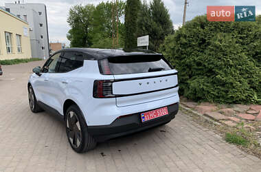 Позашляховик / Кросовер Volvo EX30 2024 в 