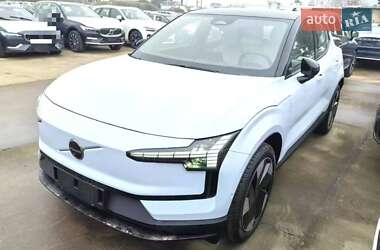 Volvo EX30 2024