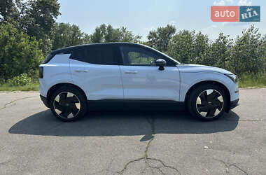 Внедорожник / Кроссовер Volvo EX30 2024 в 