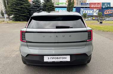 Внедорожник / Кроссовер Volvo EX30 2024 в 