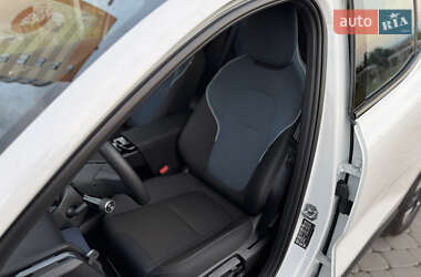 Внедорожник / Кроссовер Volvo EX30 2024 в 