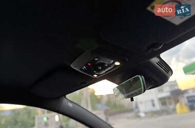 Внедорожник / Кроссовер Volvo EX30 2024 в 