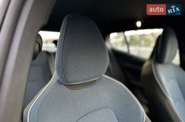 Внедорожник / Кроссовер Volvo EX30 2024 в 