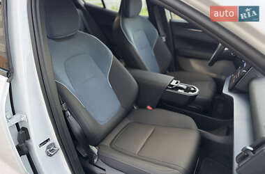 Внедорожник / Кроссовер Volvo EX30 2024 в 