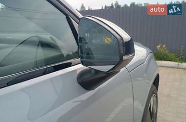 Внедорожник / Кроссовер Volvo EX30 2024 в 