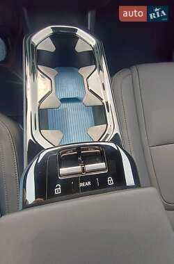 Внедорожник / Кроссовер Volvo EX30 2024 в 