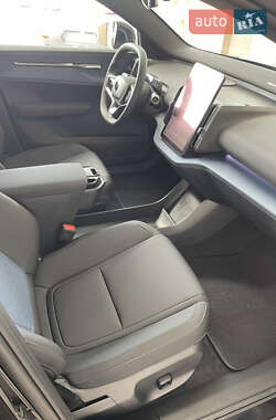 Внедорожник / Кроссовер Volvo EX30 2023 в 