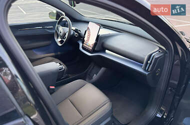 Внедорожник / Кроссовер Volvo EX30 2023 в 