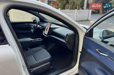 Внедорожник / Кроссовер Volvo EX30 2024 в 