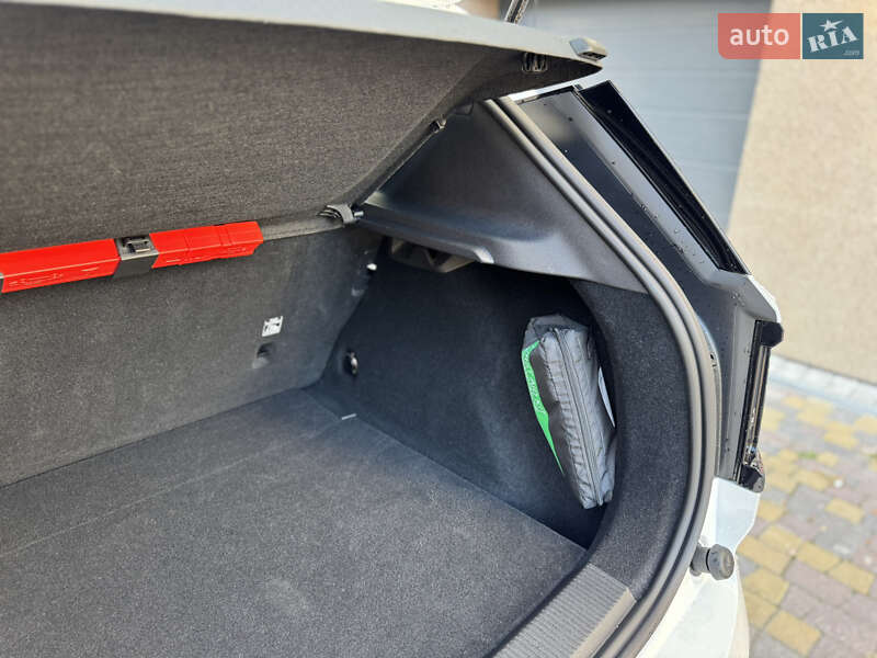 Внедорожник / Кроссовер Volvo EX30 2024 в Ивано-Франковске