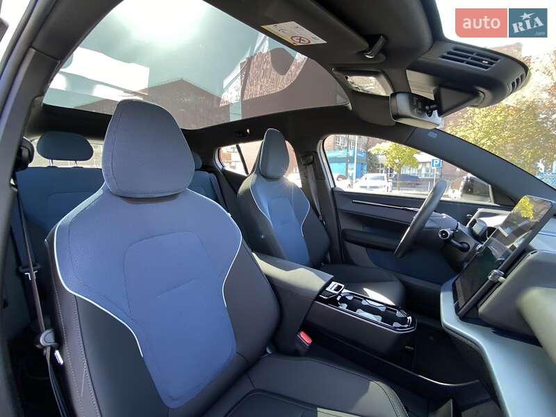 Позашляховик / Кросовер Volvo EX30 2024 в Дніпрі