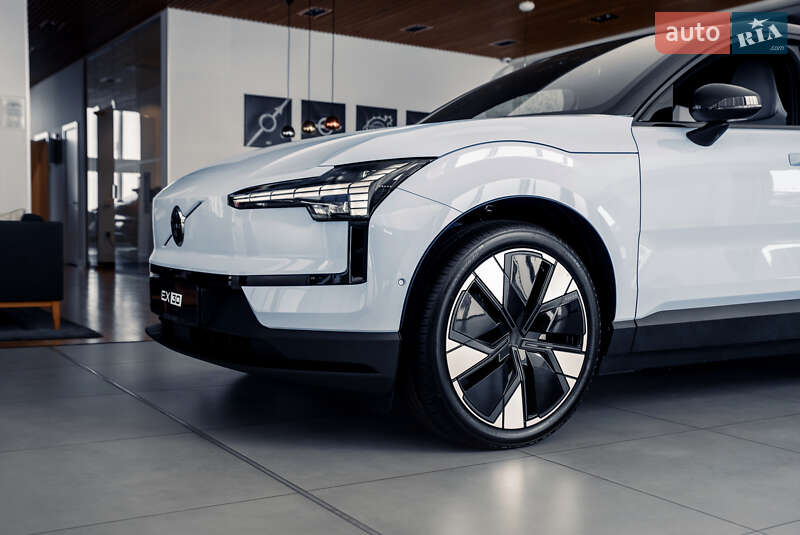 Внедорожник / Кроссовер Volvo EX30 2024 в Харькове
