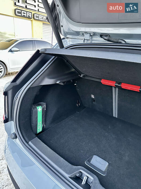 Внедорожник / Кроссовер Volvo EX30 2024 в Харькове